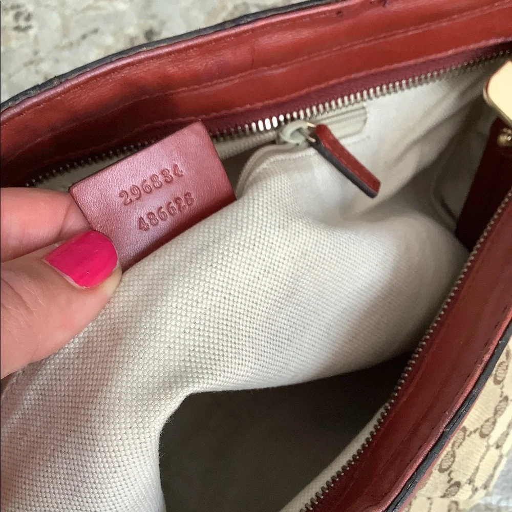 GUCCI canvas GG monogram shoulder bag 🌻 - Picture 9 of 16